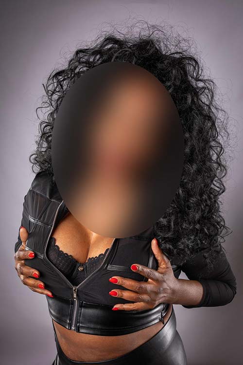 Escort Magali aus Baden-Baden